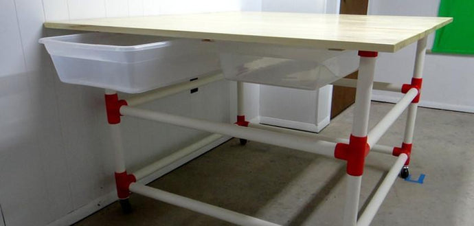 A Workshop Machine Table for Tooli(ng)