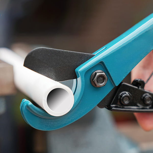 How to Cut PVC Pipe HackSaw PVC Pipe Cutter Miter Saw FORMUFIT